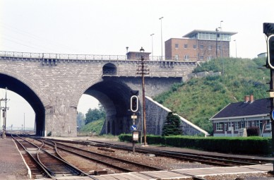 Visé - SNCB K04337-004 (4).jpg